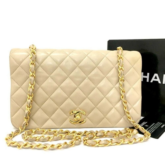 CHANEL Handbags - 💯Auth CHANEL Lambskin 23 Full Flap Crossbody Bag
